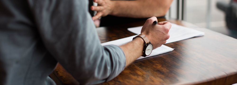 Aprendiz durante una formación de Halifax Consulting en técnicas de ventas y negociación.